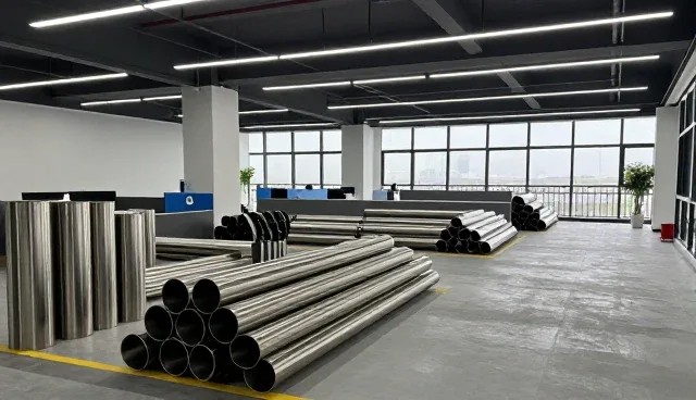 武汉华亿盛管道工程有限公司带来仓储物流应用中的安全施工体验
